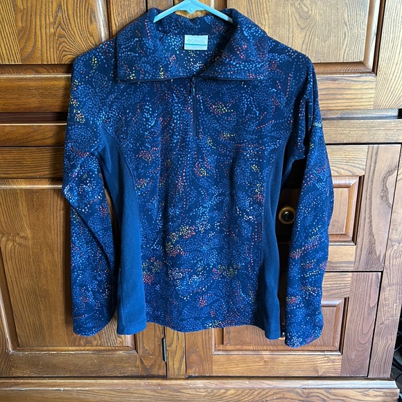 Columbia quarter zip - Picture 1 of 4